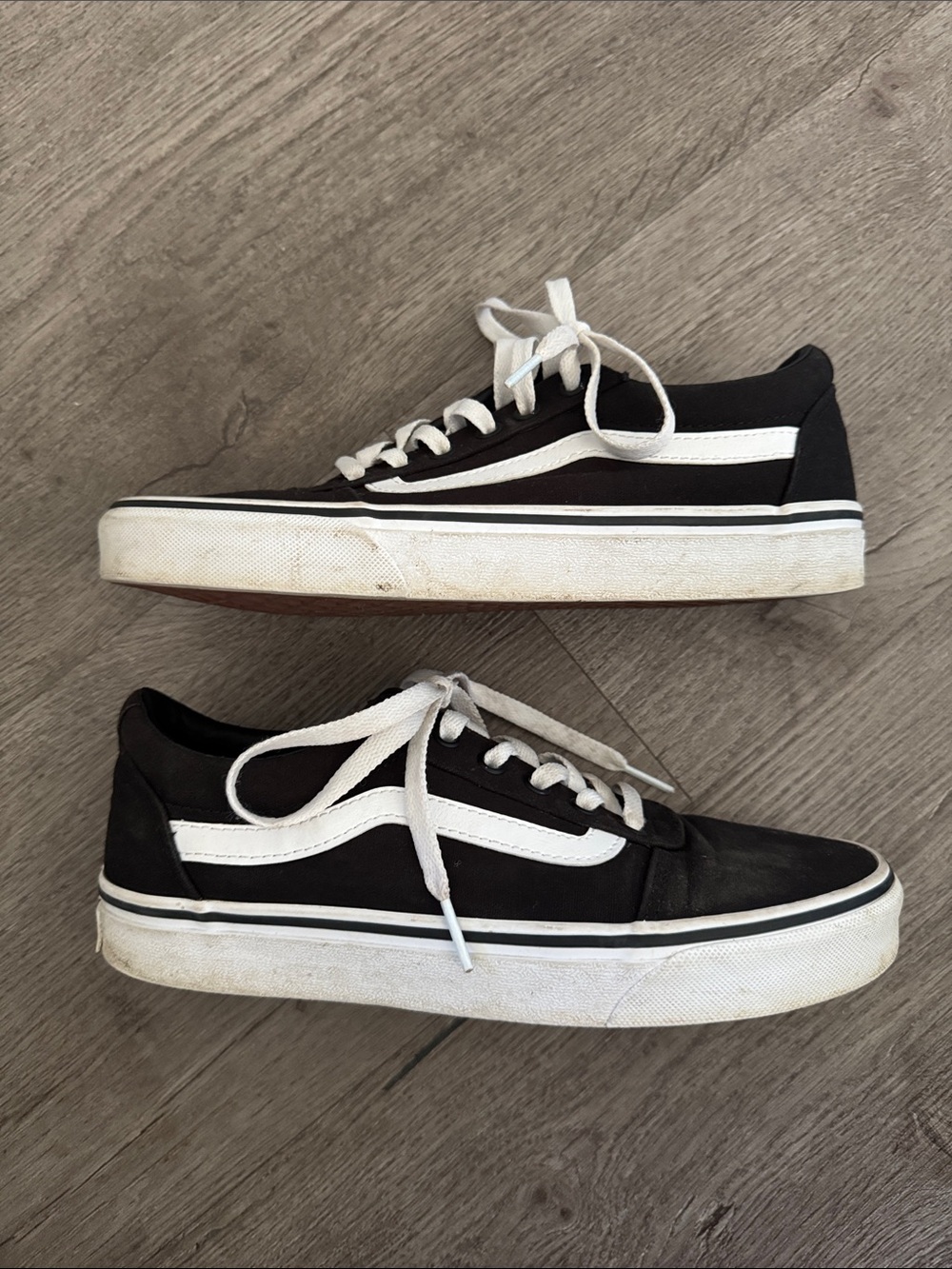 Vans old skool lace up